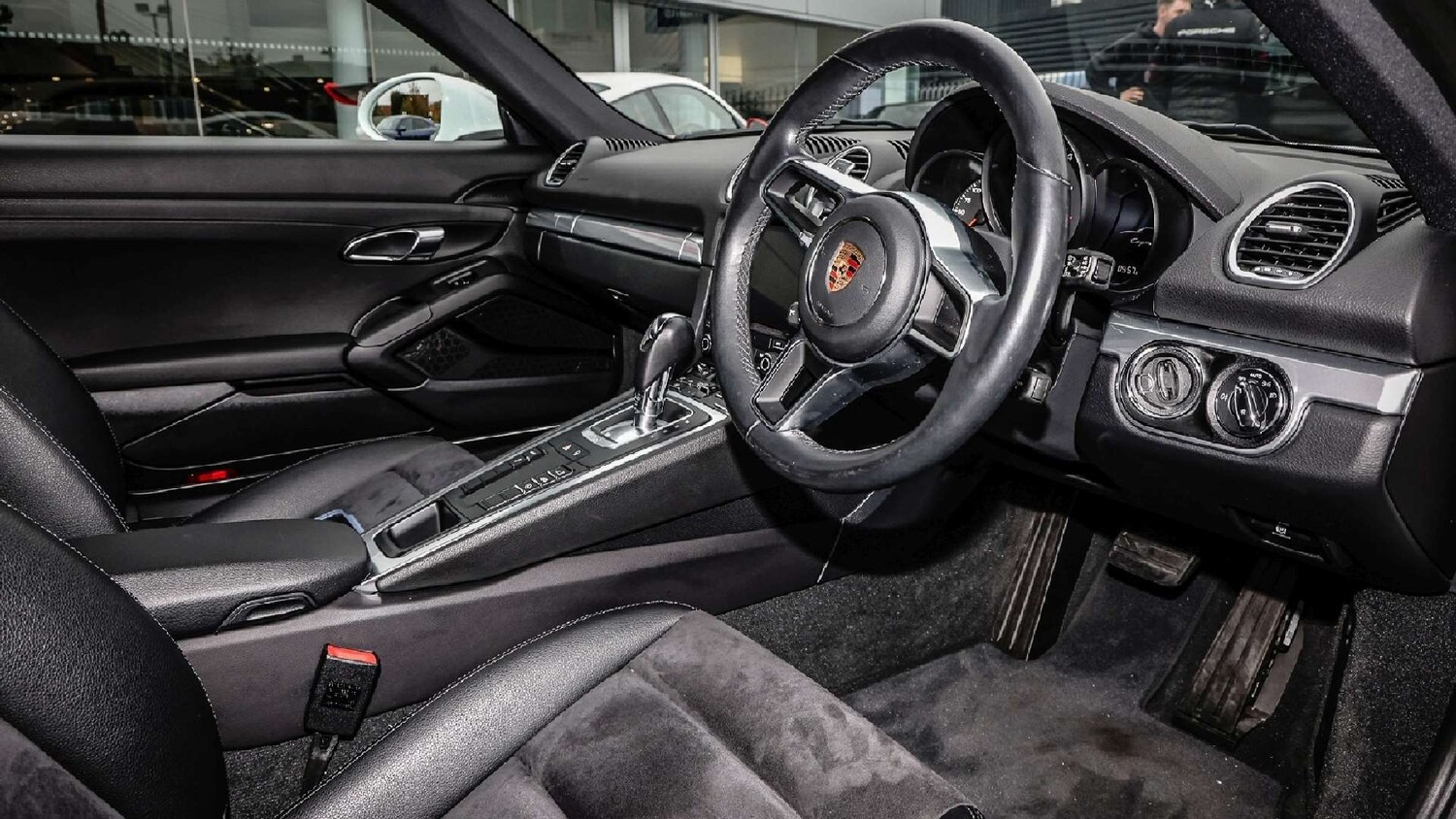 Used Porsche Other 2018 for sale - 76176885: Photo 18