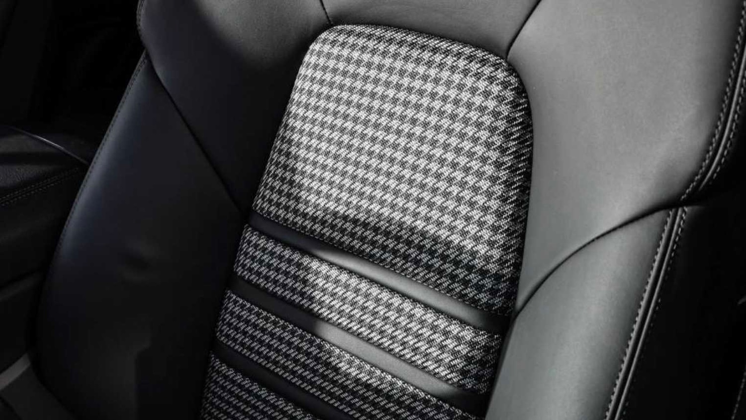 Used Porsche Cayenne 2026 for sale - 77648843: Photo 17