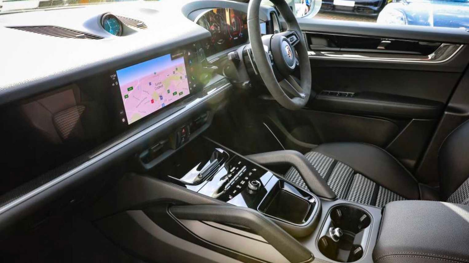 Used Porsche Cayenne 2026 for sale - 77648843: Photo 18