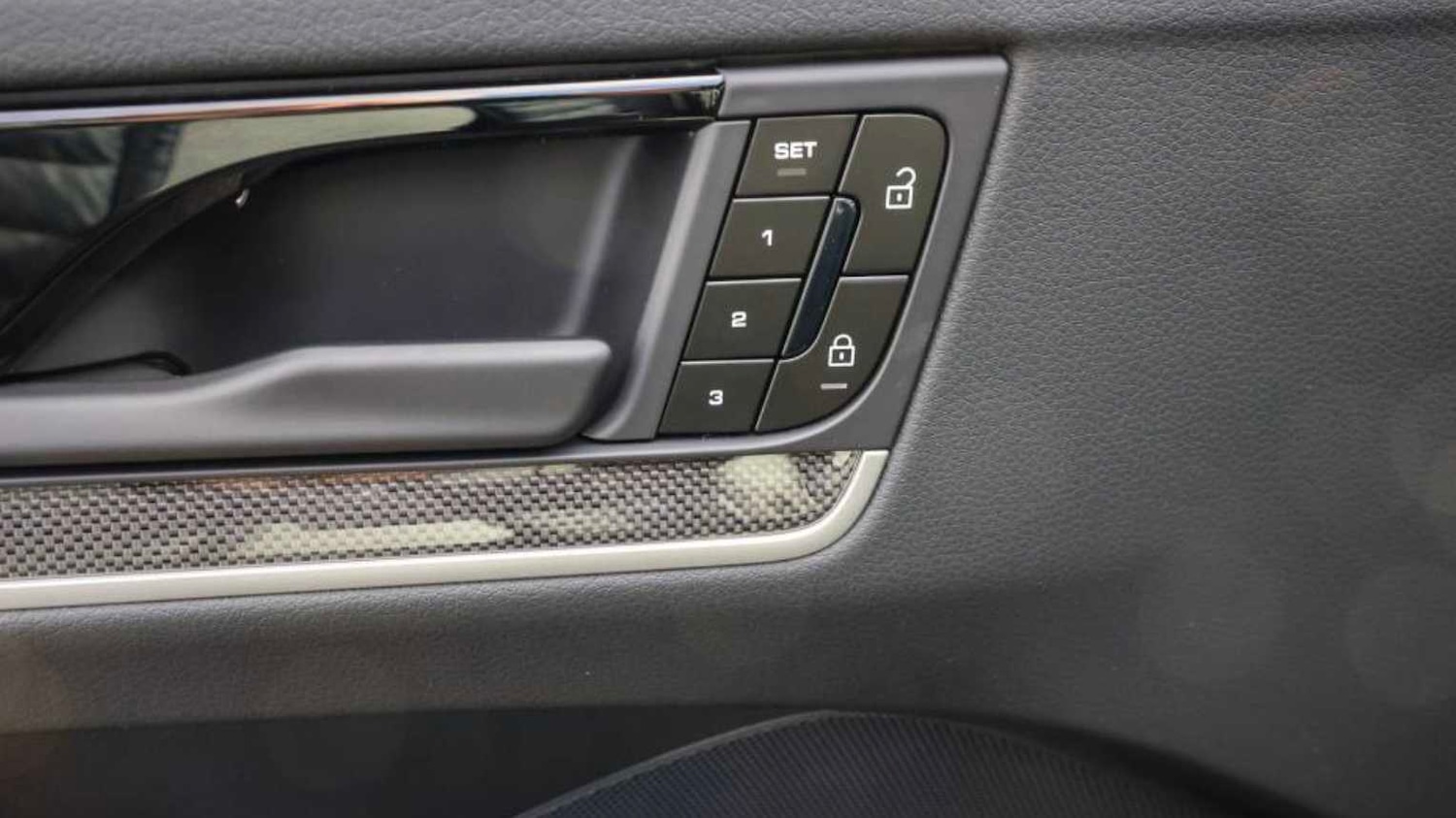 Used Porsche Cayenne 2026 for sale - 77648843: Photo 25