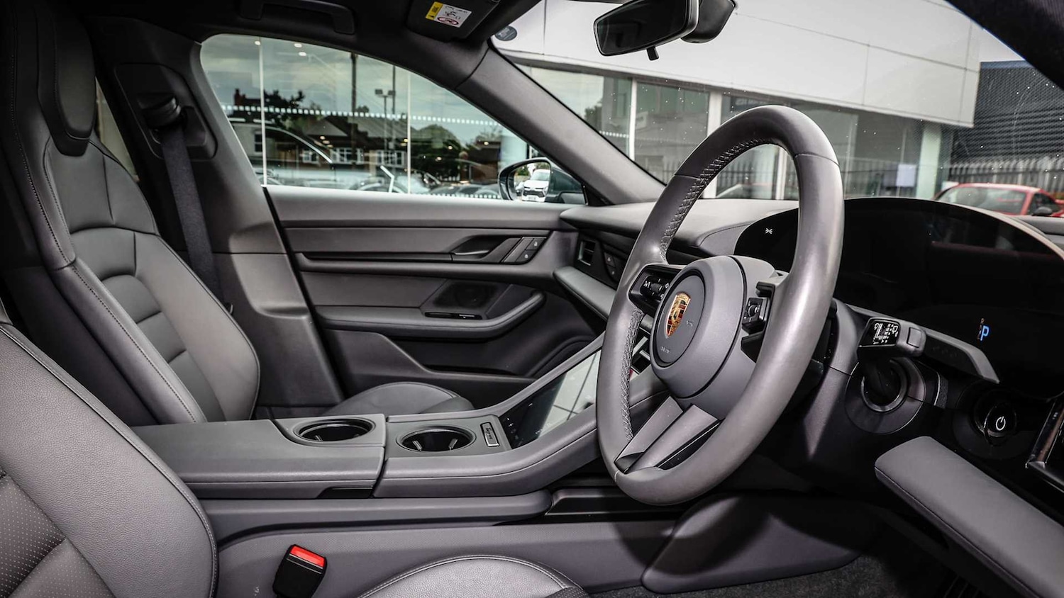 Used Porsche Taycan 2022 for sale - 76170167: Photo 12