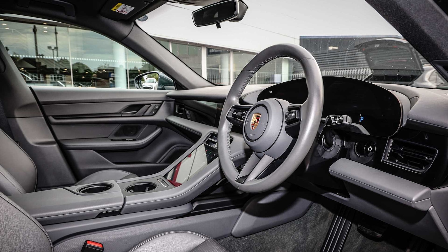 Used Porsche Taycan 2022 for sale - 76170167: Photo 13