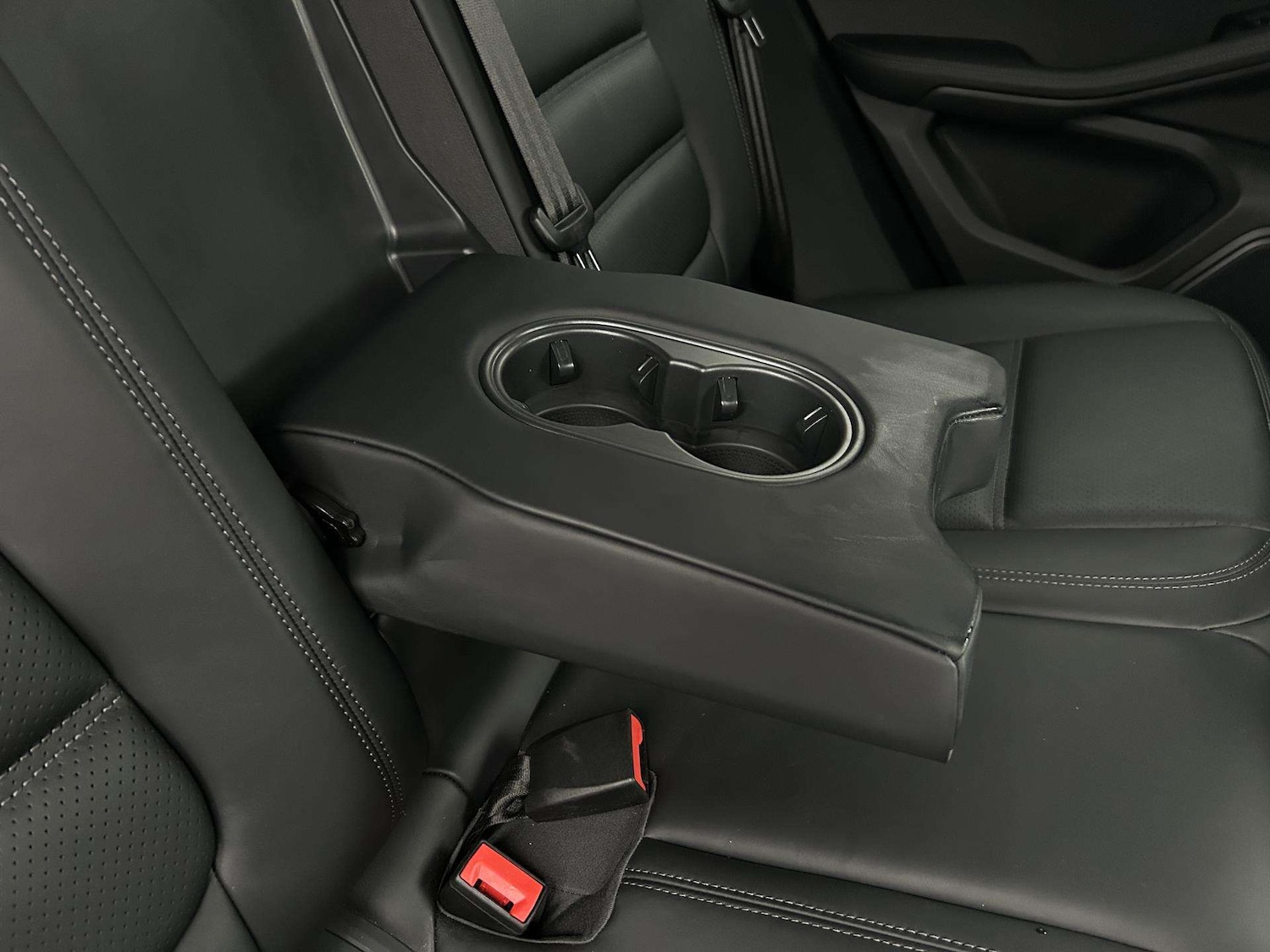 Used Porsche Macan 2023 for sale - 77348023: Photo 13