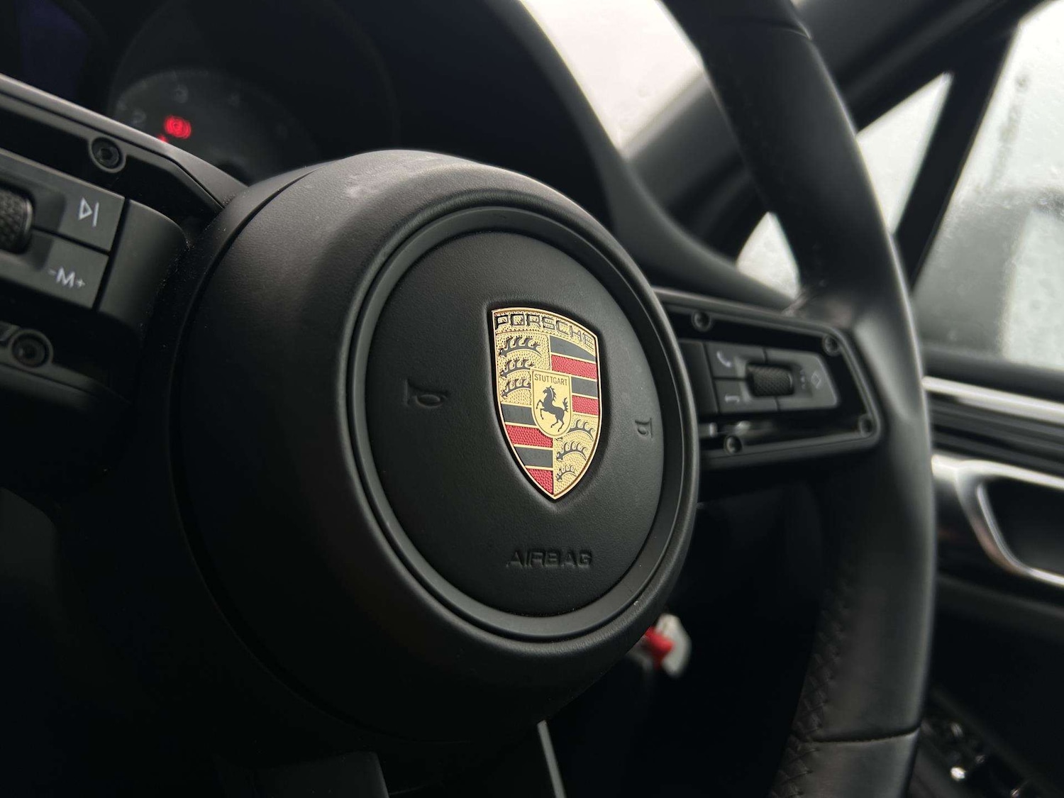 Used Porsche Macan 2023 for sale - 77348023: Photo 19