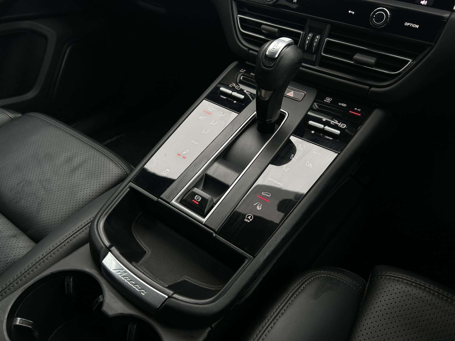 Used Porsche Macan 2023 for sale - 77348023: Photo 20