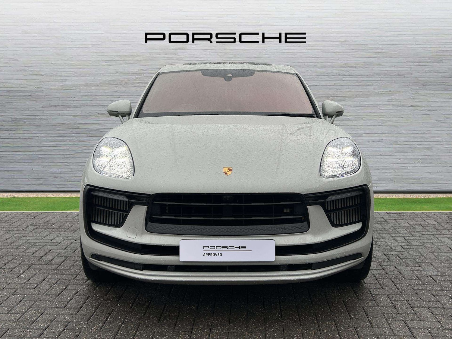 Used Porsche Macan 2023 for sale - 77348023: Photo 8