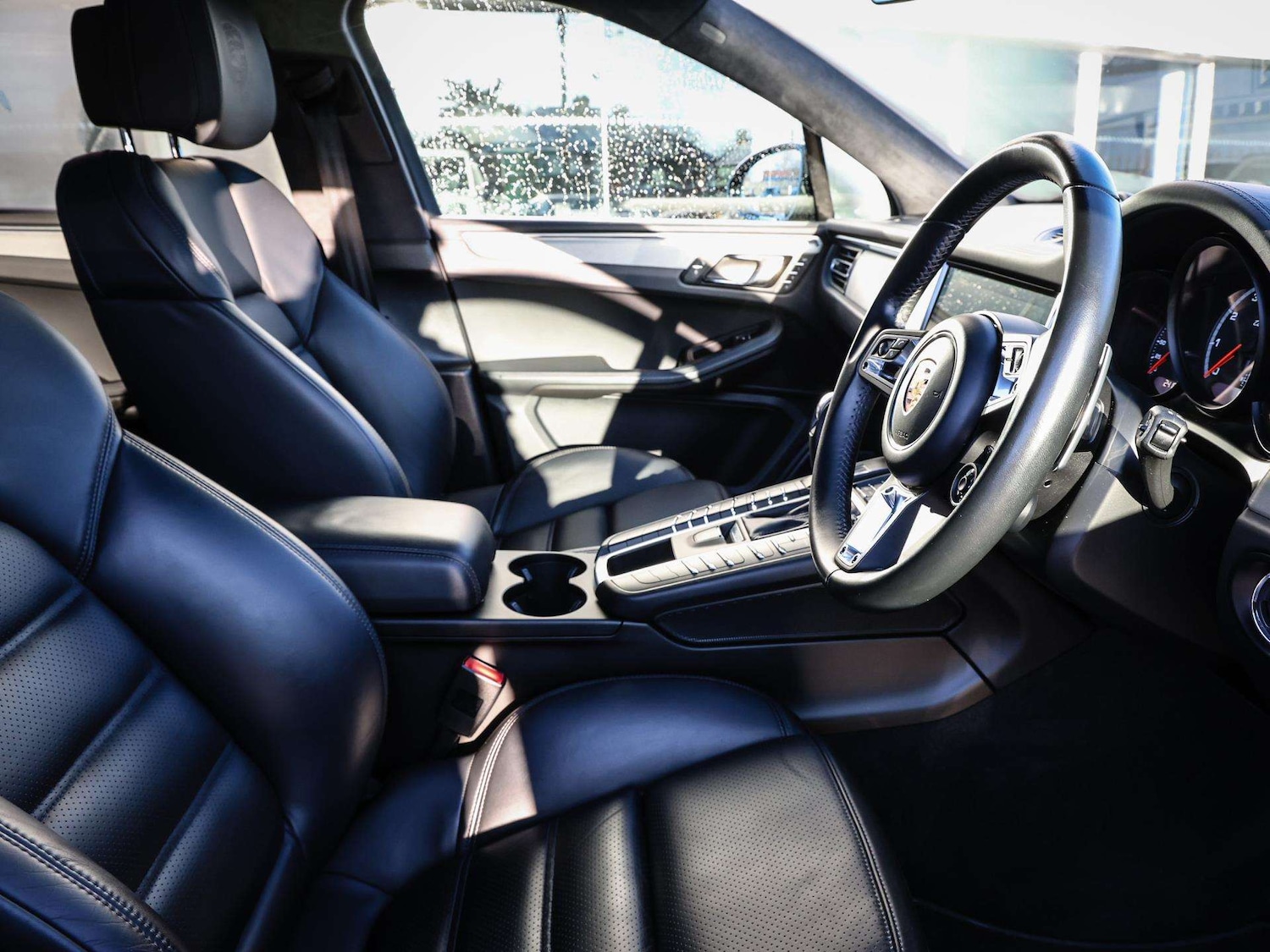 Used Porsche Macan 2022 for sale - 77686621: Photo 13