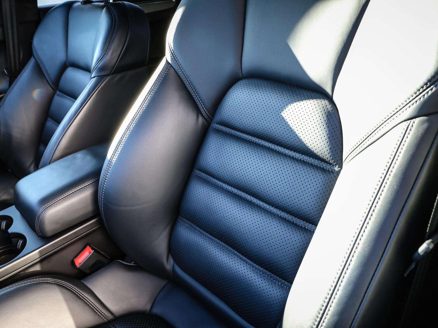 Used Porsche Macan 2022 for sale - 77686621: Photo 16