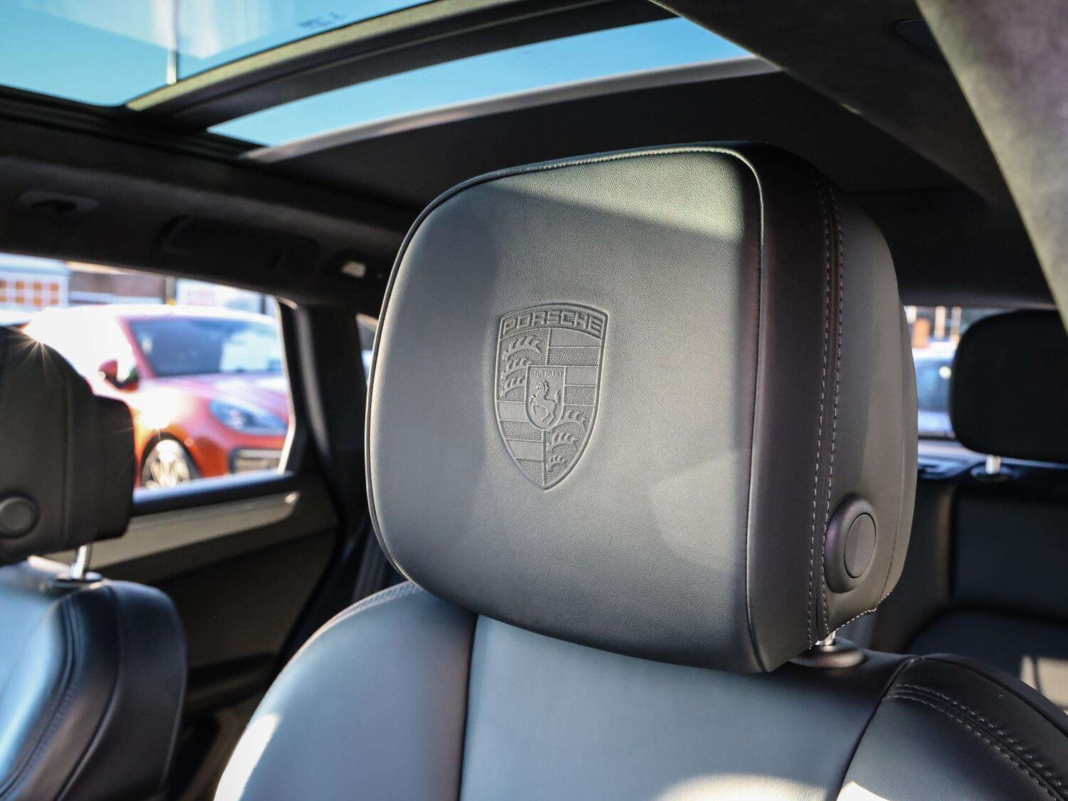 Used Porsche Macan 2022 for sale - 77686621: Photo 17