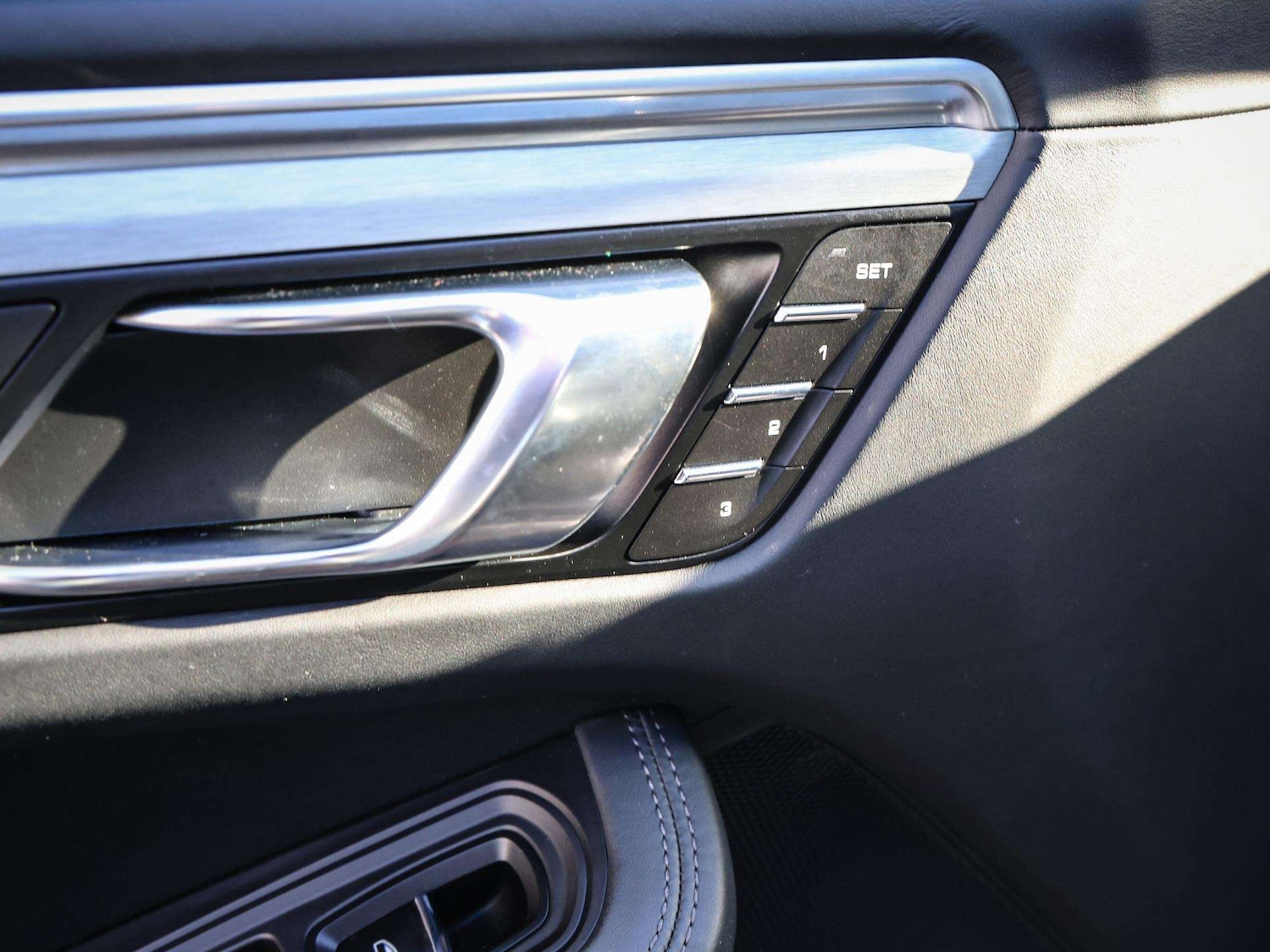 Used Porsche Macan 2022 for sale - 77686621: Photo 27