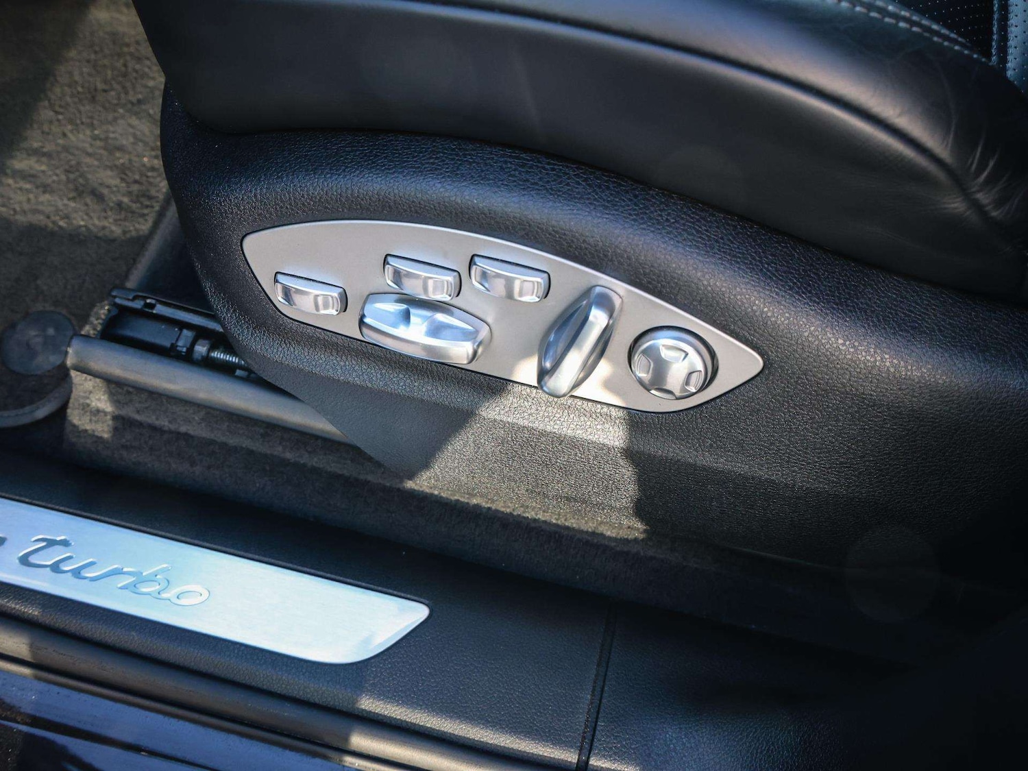 Used Porsche Macan 2022 for sale - 77686621: Photo 30