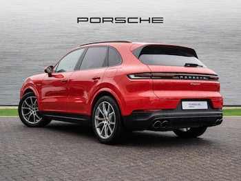 Used Porsche Cayenne 2023 for sale - 75216813: Photo