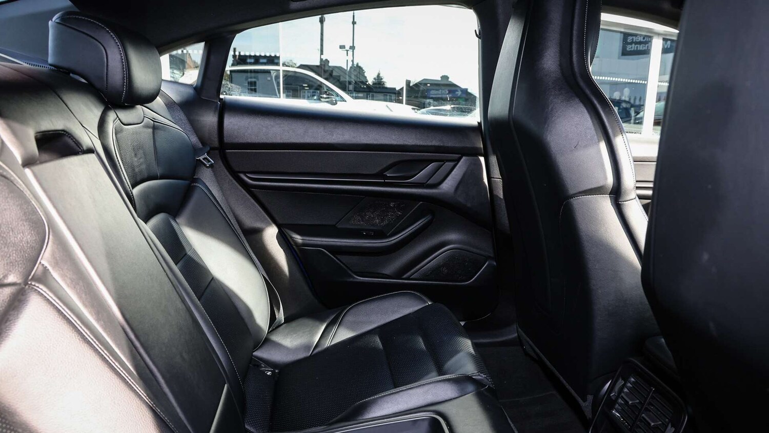 Used Porsche Taycan 2021 for sale - 76624466: Photo 13