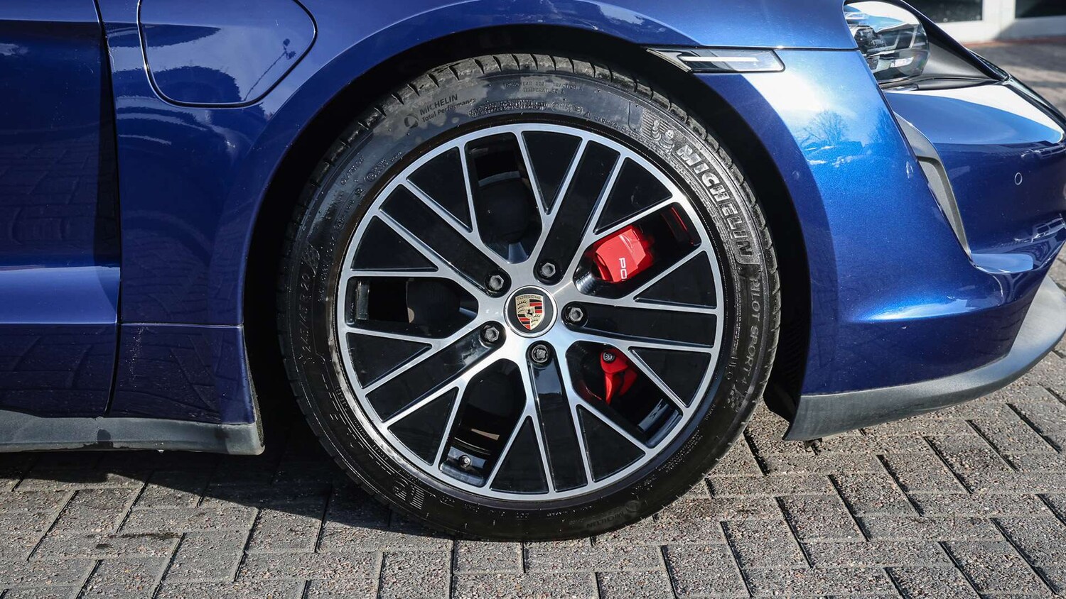 Used Porsche Taycan 2021 for sale - 76624466: Photo 6