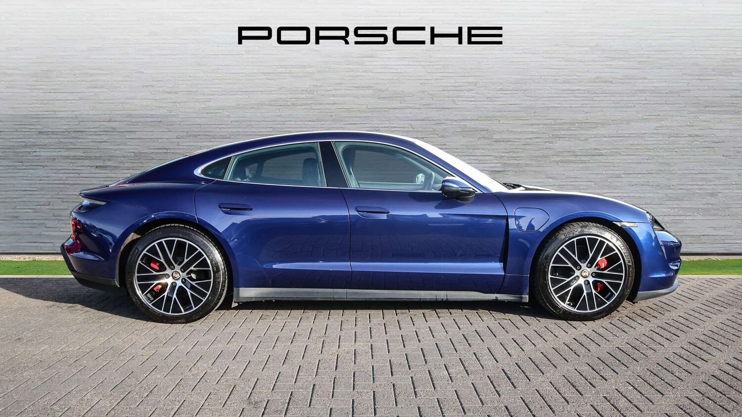 Used Porsche Taycan 2021 for sale - 76624466: Photo 7