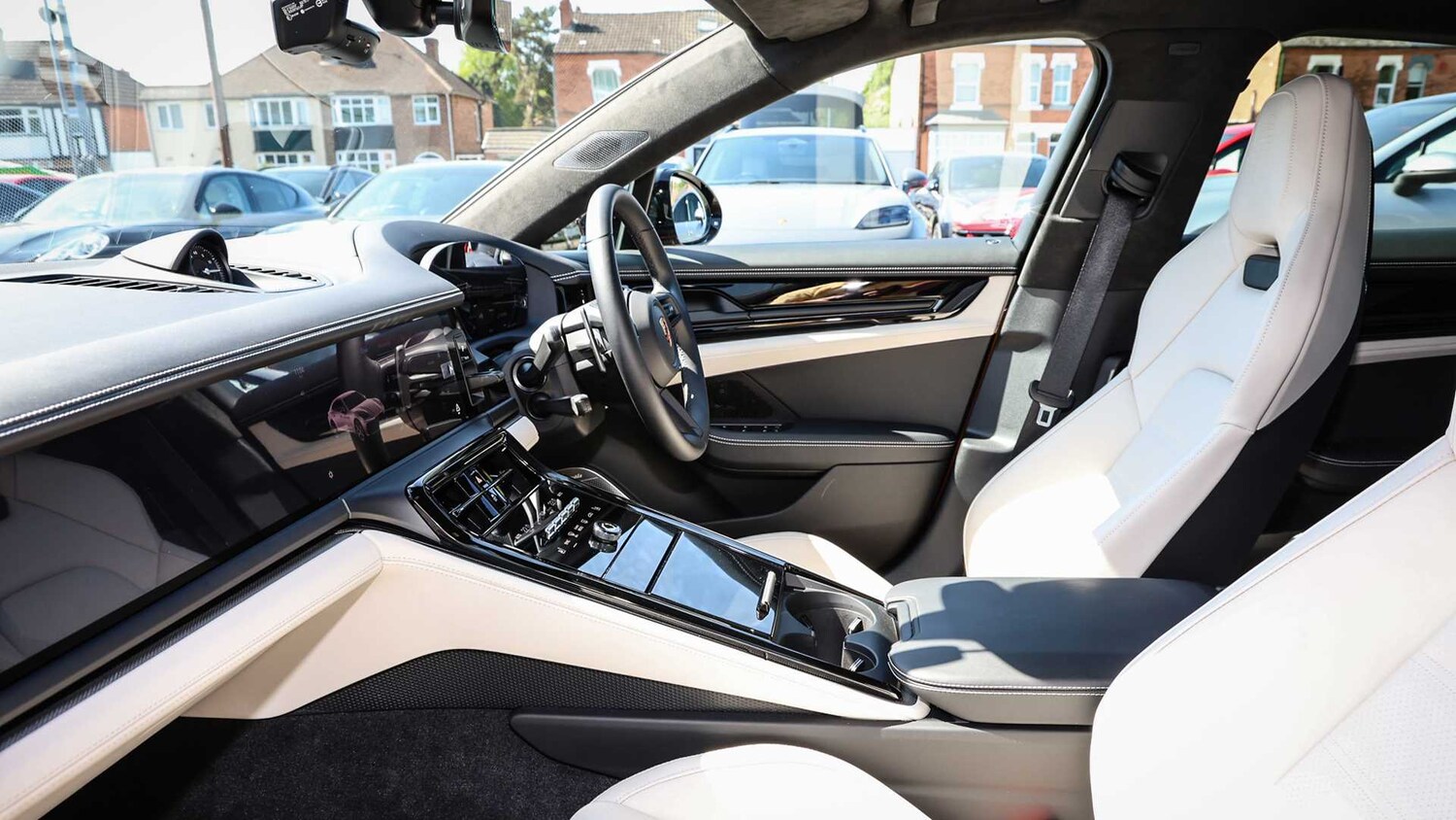 Used Porsche Panamera 2025 for sale - 76063423: Photo 11