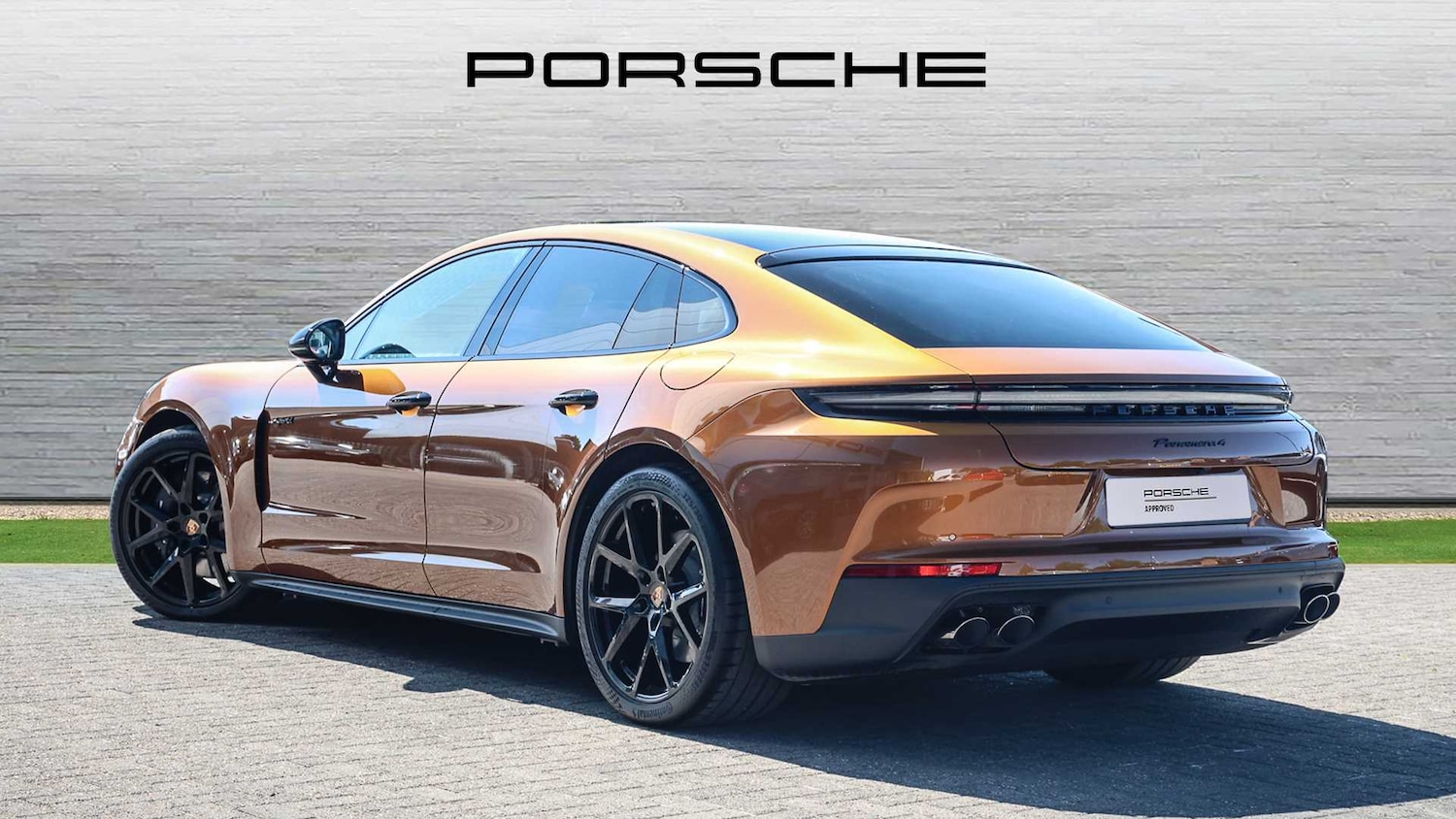 Used Porsche Panamera 2025 for sale - 76063423: Photo 4