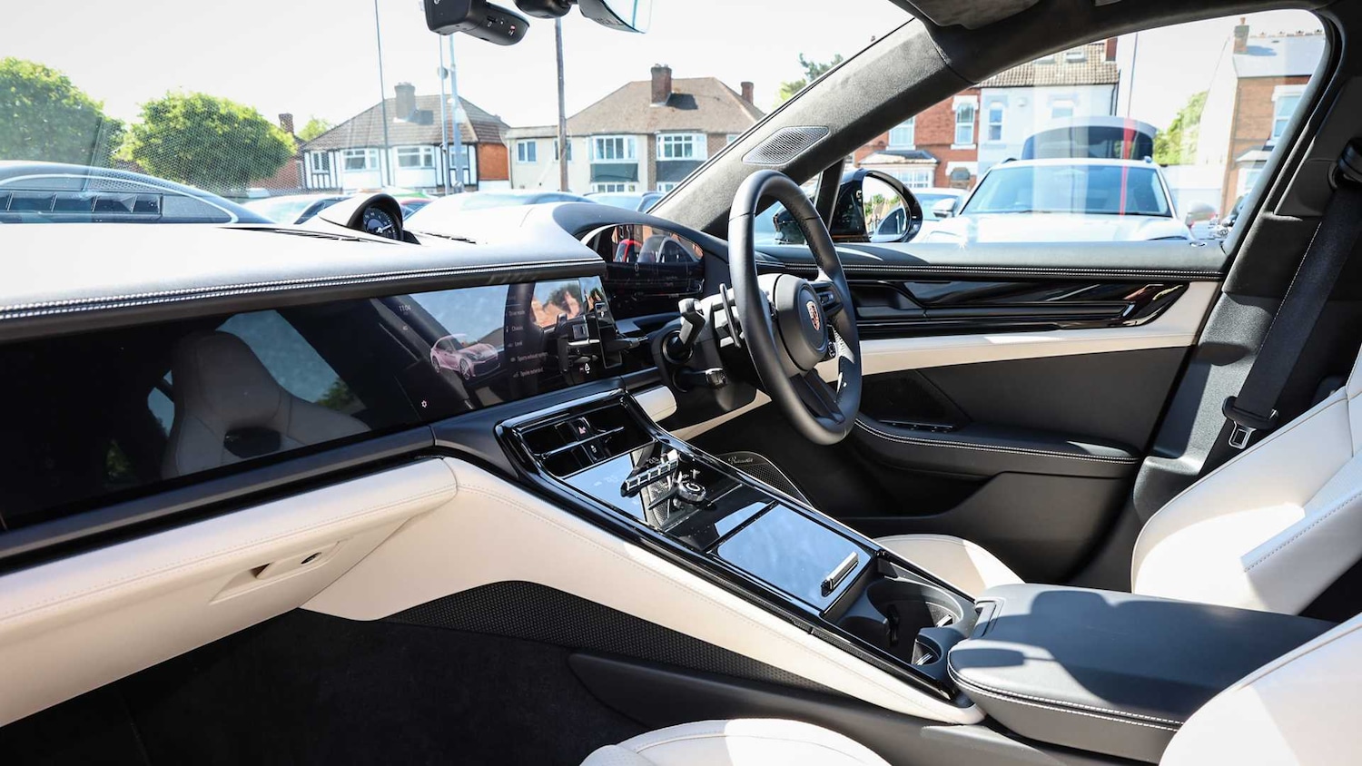 Used Porsche Panamera 2025 for sale - 76063423: Photo 5