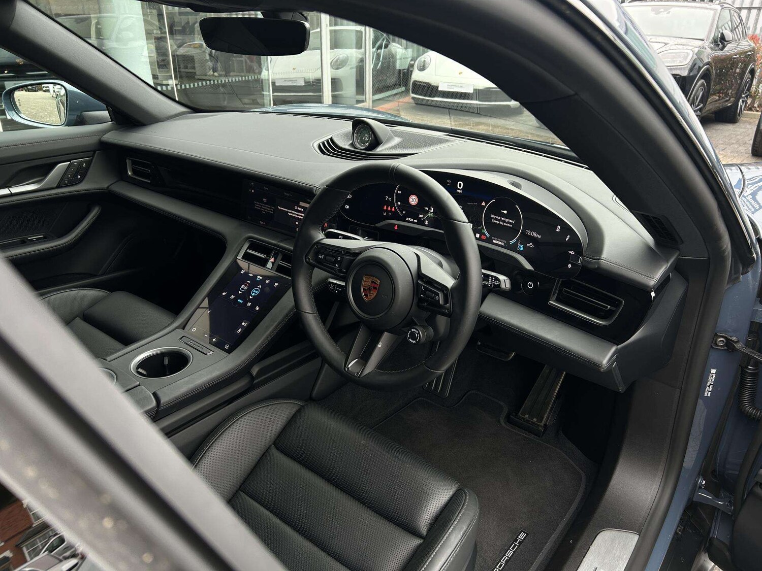 Used Porsche Taycan for sale - 78052374: Photo 11