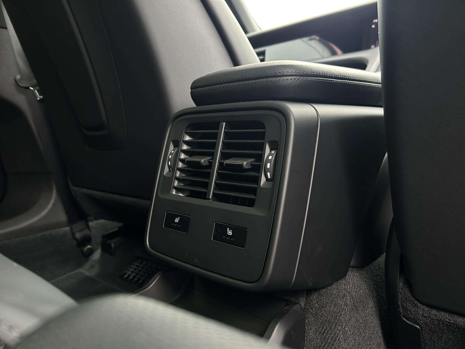 Used Porsche Taycan for sale - 78052374: Photo 24