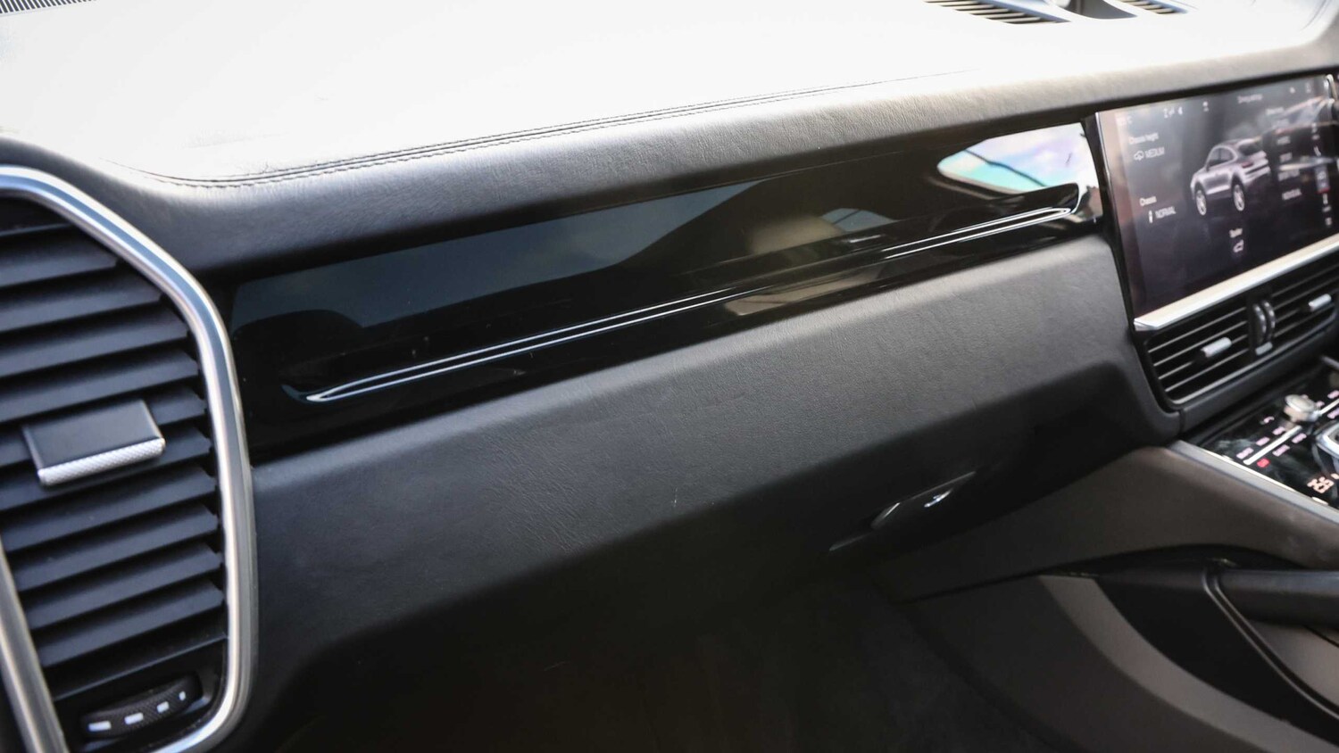 Used Porsche Cayenne 2019 for sale - 77862139: Photo 10