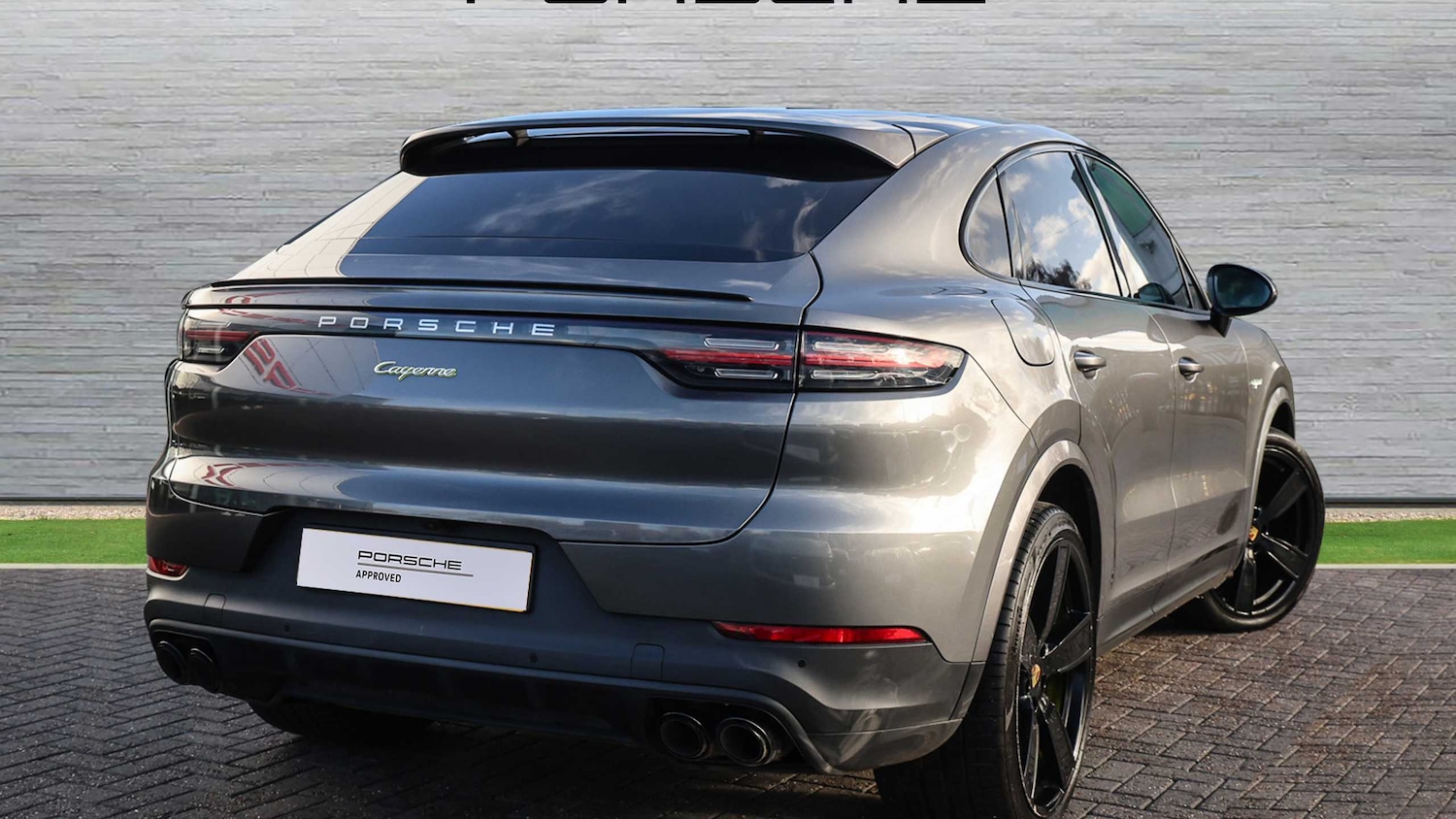 Used Porsche Cayenne 2019 for sale - 77862139: Photo 2