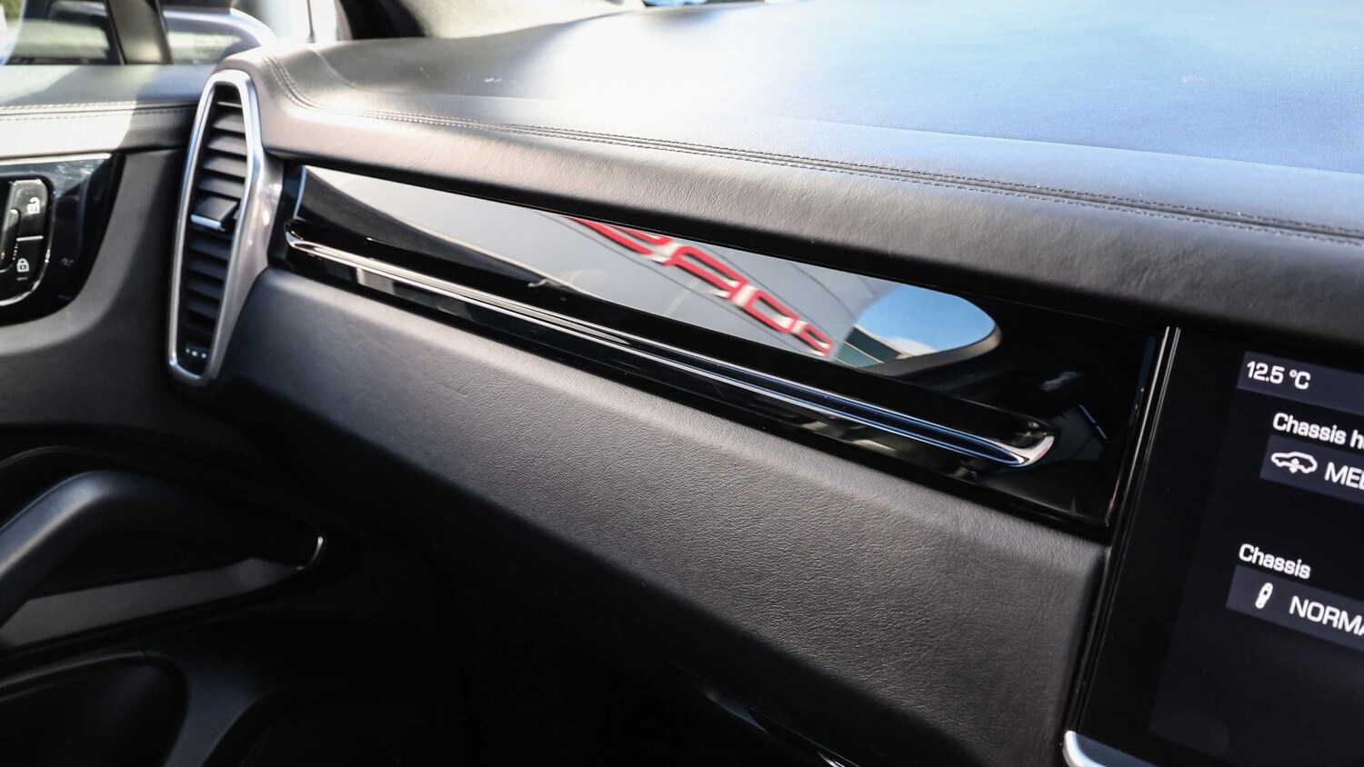 Used Porsche Cayenne 2019 for sale - 77862139: Photo 29