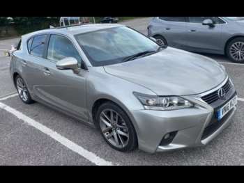 2016 (16) - 200h 1.8 Advance Plus 5dr CVT Auto