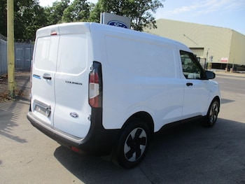 Used Ford E-Transit Courier 2025 for sale - 75883738: Photo