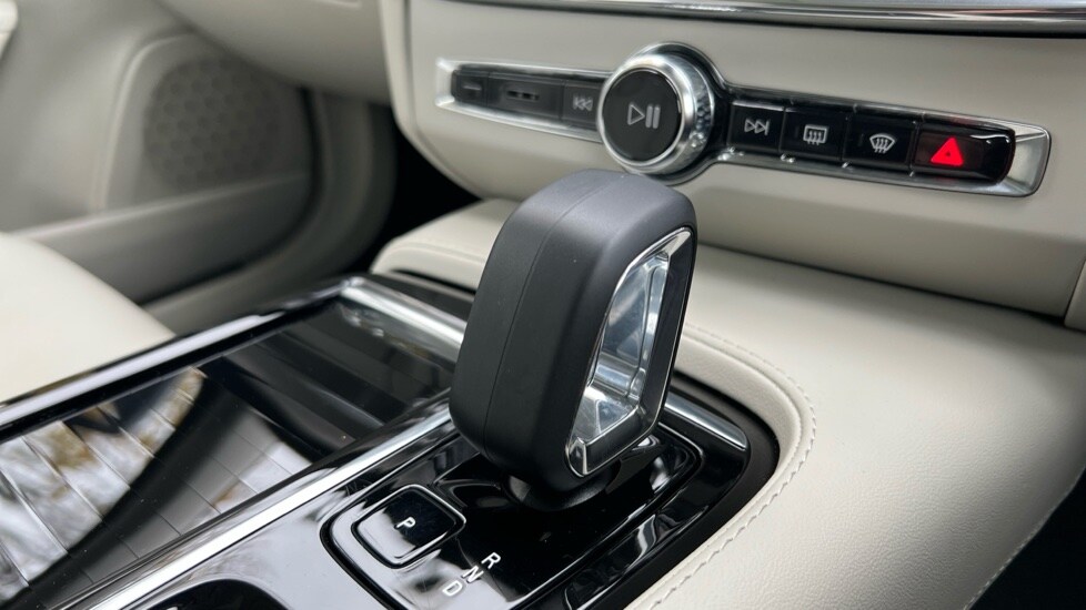 Used Volvo V90 2024 for sale - 76161351: Photo 14