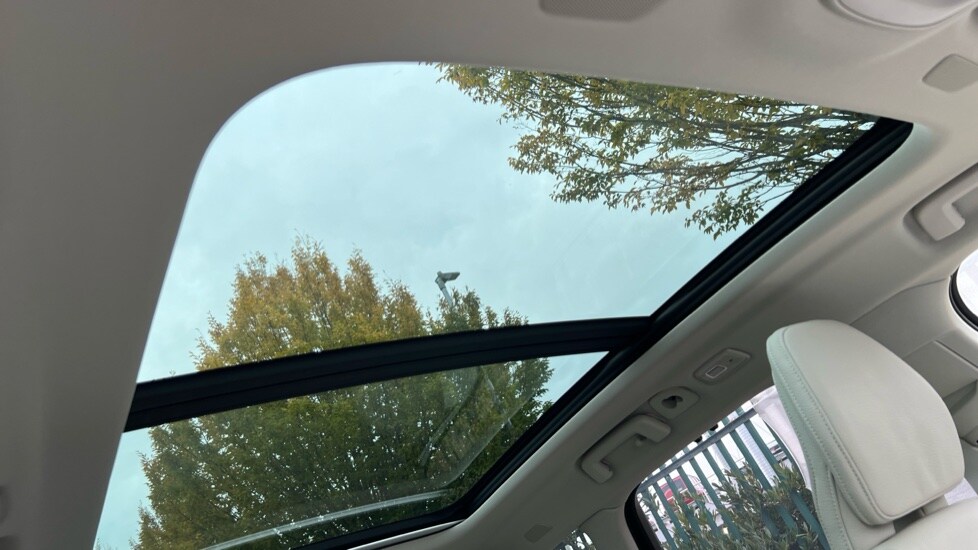 Used Volvo V90 2024 for sale - 76161351: Photo 44