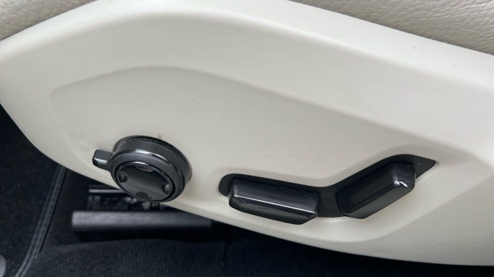 Used Volvo V90 2024 for sale - 76161351: Photo 47