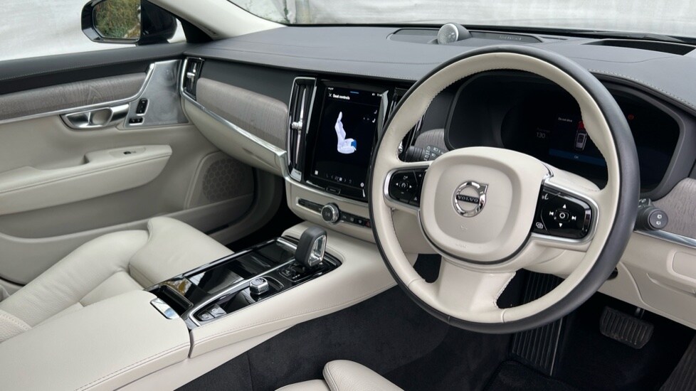 Used Volvo V90 2024 for sale - 76161351: Photo 5