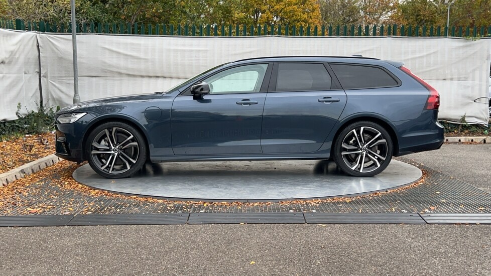 Used Volvo V90 2024 for sale - 76161351: Photo 8
