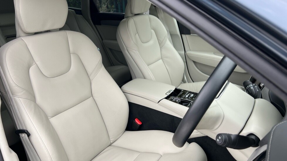 Used Volvo V90 2024 for sale - 76161351: Photo 9