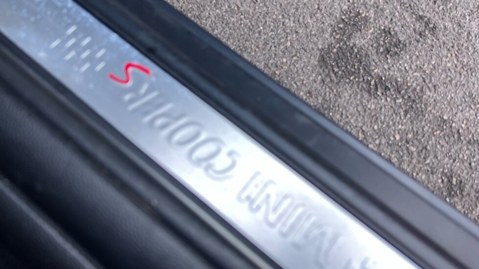 Used MINI Convertible 2020 for sale - 76888844: Photo 38