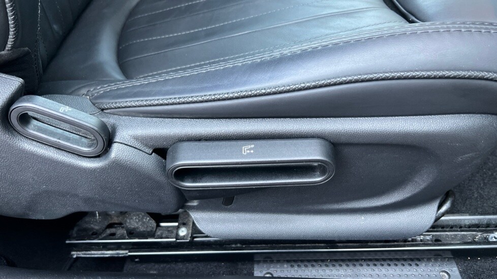 Used MINI Convertible 2020 for sale - 76888844: Photo 39