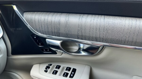 Used Volvo V90 2025 for sale - 75472498: Photo 15
