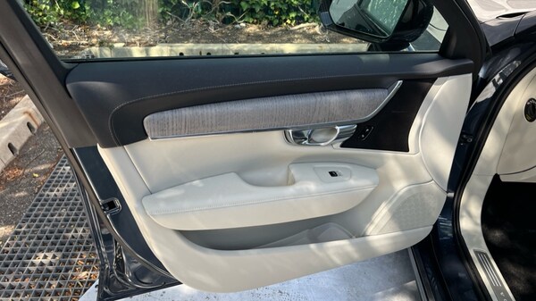 Used Volvo V90 2025 for sale - 75472498: Photo 47