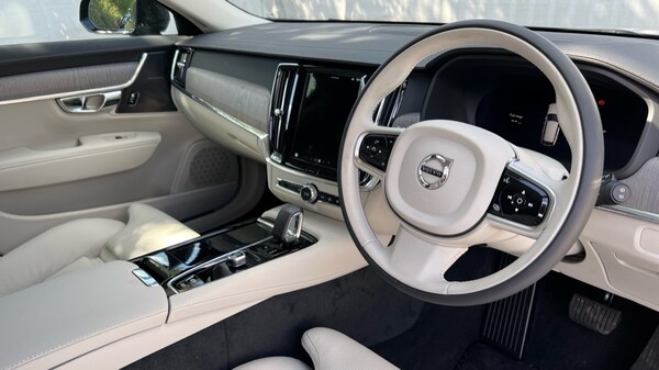 Used Volvo V90 2025 for sale - 75472498: Photo 5