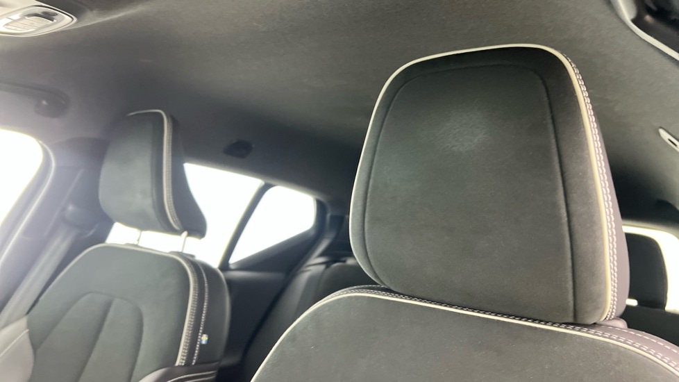 Used Volvo XC40 2021 for sale - 76648003: Photo 11