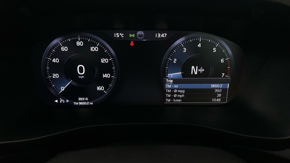 Used Volvo XC40 2021 for sale - 76648003: Photo 9