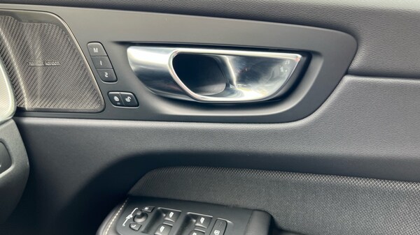 Used Volvo XC60 2024 for sale - 76191058: Photo 15