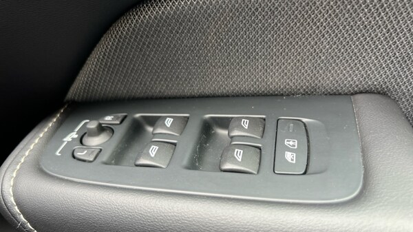 Used Volvo XC60 2024 for sale - 76191058: Photo 33
