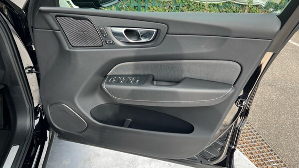 Used Volvo XC60 2024 for sale - 76191058: Photo 51