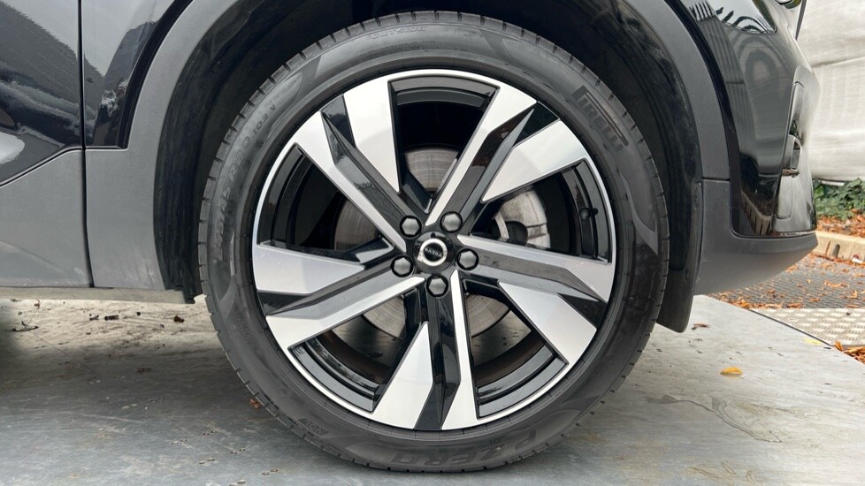 Used Volvo XC40 2024 for sale - 76244431: Photo 16