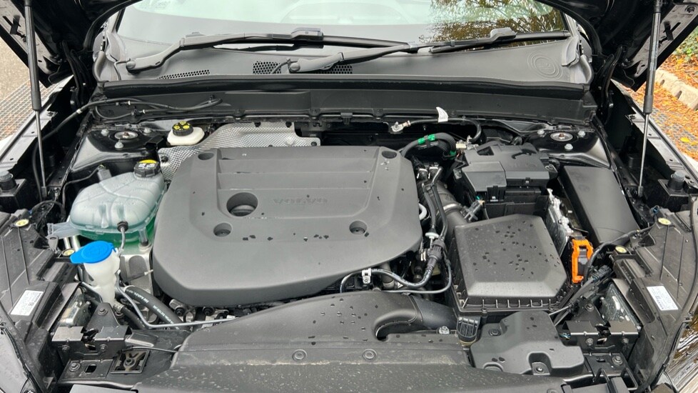 Used Volvo XC40 2024 for sale - 76244431: Photo 23