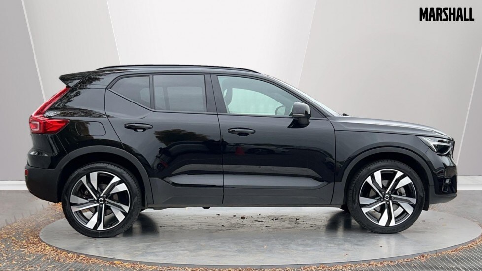 Used Volvo XC40 2024 for sale - 76244431: Photo 3