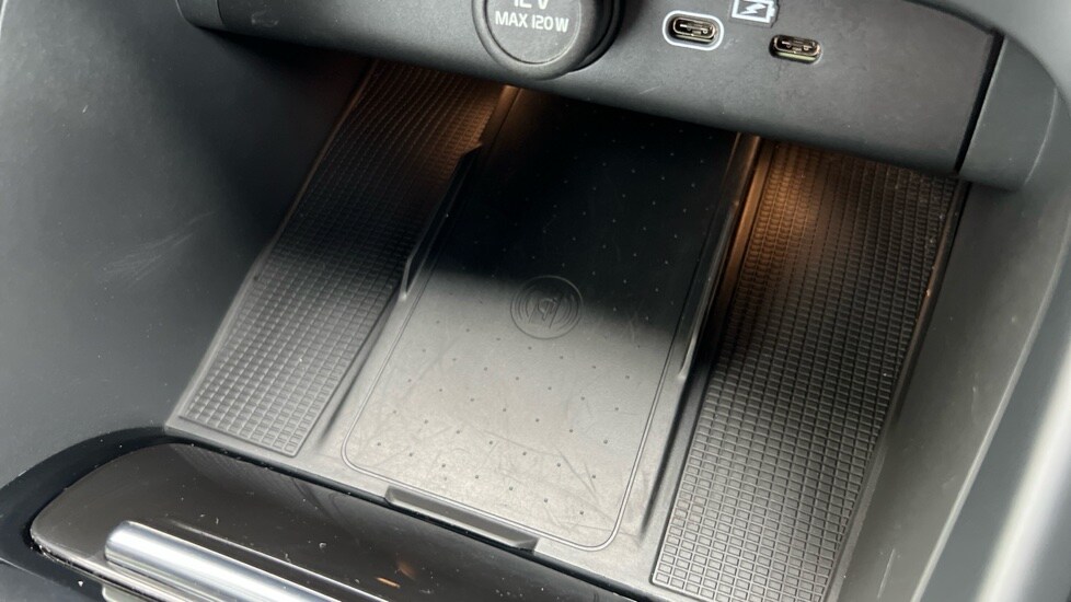 Used Volvo XC40 2024 for sale - 76244431: Photo 54