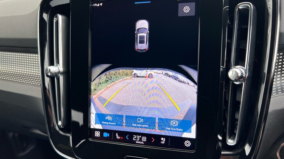 Used Volvo XC40 2024 for sale - 76244431: Photo 56